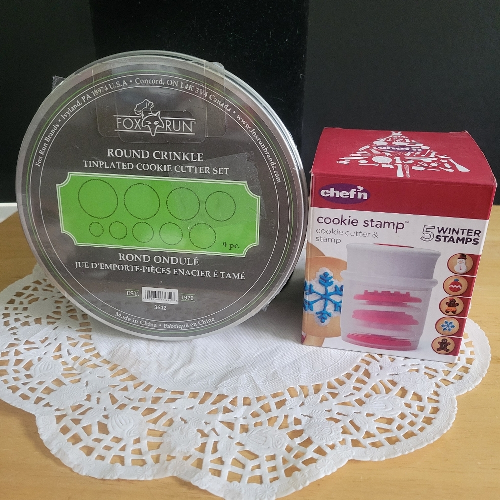 Lot of Two Cookie Cutters & Cookie  Winter Stamps